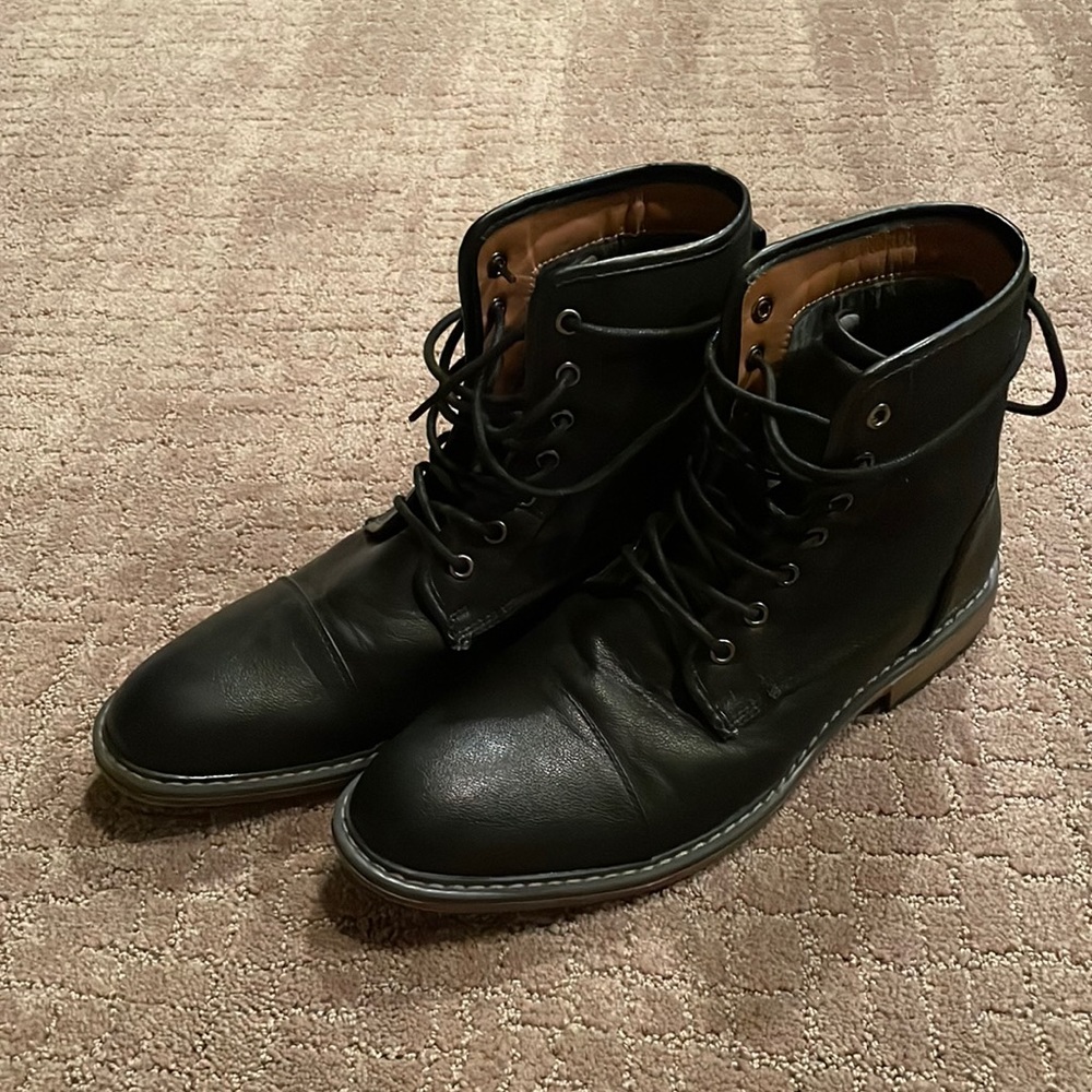 Men’s Size 9 Madden Boots